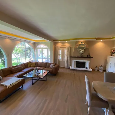 El Coto ヴィラ フエンヒロラ